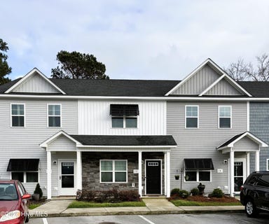 /international/us/12-catalina-circle-swansboro-nc-110106351283/