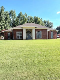 /international/us/607-forest-trail-montgomery-al-110108537591/