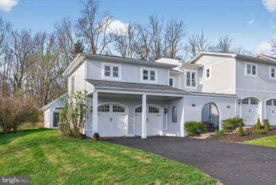 /international/us/61-hartzell-drive-shepherdstown-wv-110107153322/