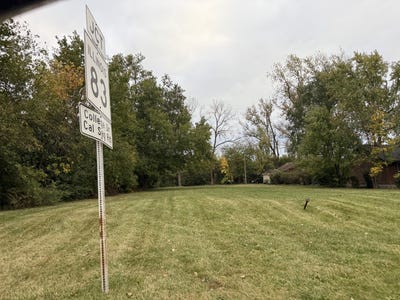 /international/us/11923-southwest-highway-palos-park-il-110107964816/