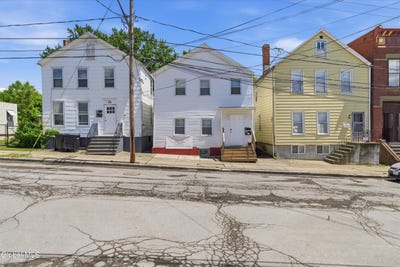 /international/us/86-14th-street-troy-ny-110108445015/