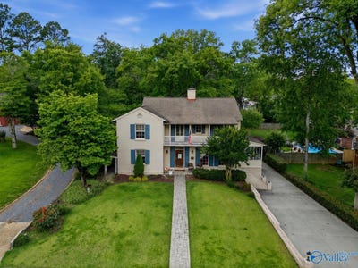 /international/us/508-s-market-street-scottsboro-al-110108469212/