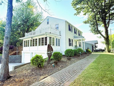 /international/us/48-admiral-drive-eastlake-oh-110100965255/