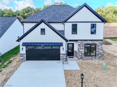 /international/us/6724-benedict-drive-middleburg-heights-oh-110102685616/