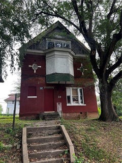 /international/us/203-s-15th-street-st-joseph-mo-110119964531/