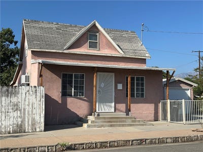 /international/us/225-e-western-redlands-ca-110119984917/