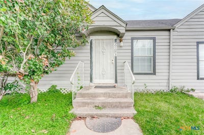 /international/us/6810-eastwood-st-houston-tx-110101235197/