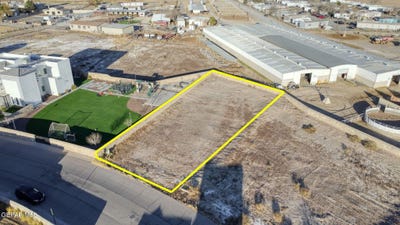 /international/us/2020-boy-scout-lane-sunland-park-nm-110107381164/