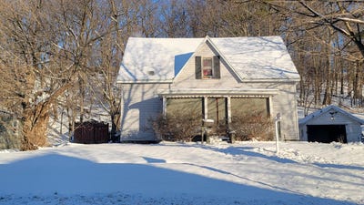 /international/us/728-e-main-street-ionia-mi-110104057461/