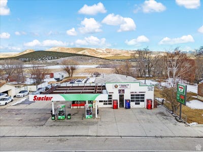 /international/us/83-s-state-st-fountain-green-ut-110100899511/
