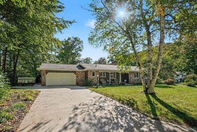 /international/us/17292-burkshire-drive-grand-haven-mi-110120419307/