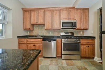 /international/us/28-w-main-st-somerville-boro-nj-110107733322/