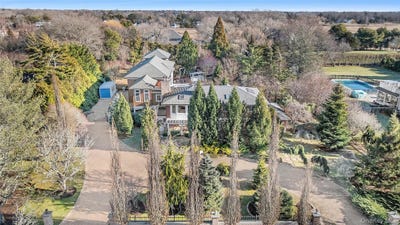 /international/us/42-tanners-neck-lane-westhampton-ny-110104875179/