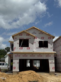 /international/us/162-w-allen-street-four-oaks-nc-110100479372/