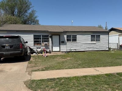 /international/us/1113-e-darby-ave-pampa-tx-110098753083/