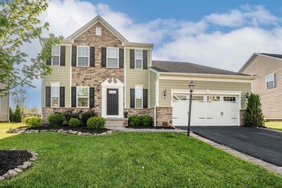 /international/us/142-summit-woods-drive-morgantown-wv-110099145215/
