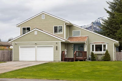 /international/us/8412-decoy-blvd-juneau-ak-110108398155/