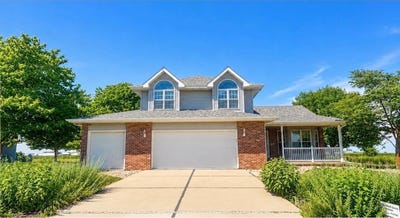 /international/us/14-yorkshire-drive-ashland-il-110108551619/