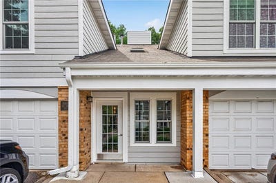 /international/us/6167-chasewood-parkway-minnetonka-mn-110108879838/