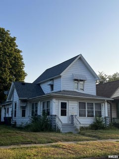 /international/us/704-9th-avenue-south-clinton-ia-110086839038/