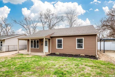 /international/us/1408-koch-street-pekin-il-110107485318/