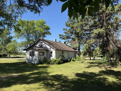 /international/us/15038-210th-street-little-falls-mn-110109133039/