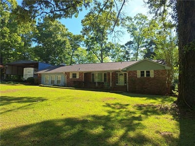 /international/us/4241-37th-court-sw-lanett-al-110107612586/