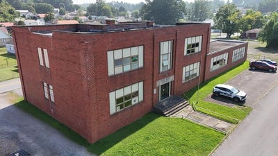 /international/us/44-patterson-avenue-oak-hill-wv-110101451140/