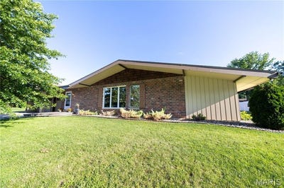 /international/us/317-johnson-place-palmyra-mo-110100350433/