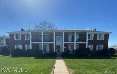 /international/us/29603-jefferson-avenue-st-clair-shores-mi-110107543722/
