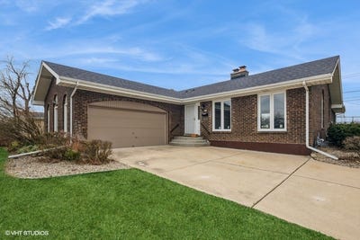 /international/us/380-lerose-drive-chicago-heights-il-110096711155/