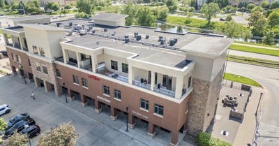 /international/us/230-s-68th-street-west-des-moines-ia-110108225565/