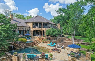 /international/us/3323-emory-oak-drive-bryan-tx-110100585534/