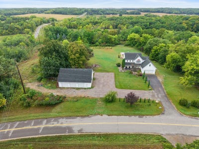 /international/us/8177-acacia-avenue-ne-monticello-mn-110120454138/