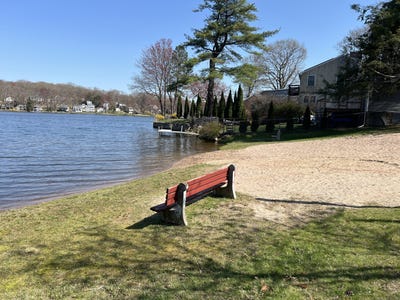 /international/us/50-fall-mountain-lake-road-plymouth-ct-110099029367/