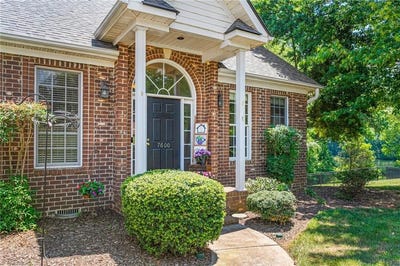 /international/us/7600-pond-court-kernersville-nc-110108800610/
