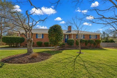 /international/us/212-balcome-boulevard-simpsonville-sc-110108194110/