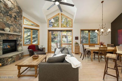 /international/us/1890-lions-ridge-loop-vail-co-110120576254/