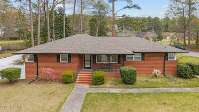 /international/us/302-oak-drive-washington-nc-110106853464/