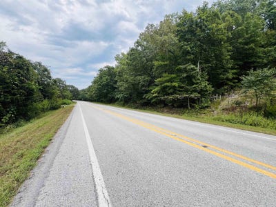 /international/us/9227-n-highway-27-marshall-ar-110102095323/