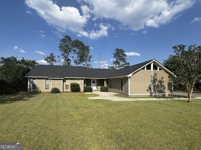 /international/us/1325-baymeadows-dr-w-douglas-ga-110099983883/
