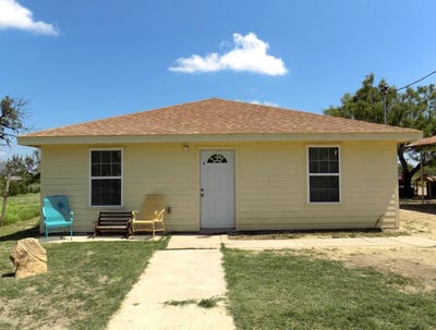 /international/us/220-calle-escuela-el-indio-tx-110093035783/