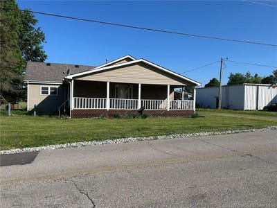 /international/us/2611-crone-road-borden-in-110107438377/
