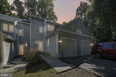 /international/us/4922-wealding-way-oxon-hill-md-110108194934/