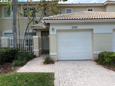 /international/us/17046-nw-22nd-st-pembroke-pines-fl-110120149833/