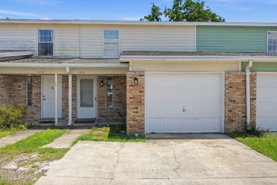 /international/us/1818-whispering-oaks-lane-fort-walton-beach-fl-110109446682/