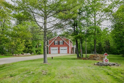 /international/us/161-rockwood-estates-west-gardiner-me-110108441306/