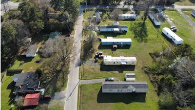 /international/us/23-73-newton-trail-andrews-sc-110106496929/
