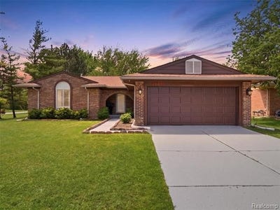 /international/us/41411-greenwood-drive-canton-twp-mi-110108338960/
