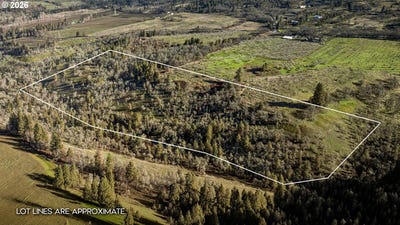 /international/us/dry-creek-rd-mosier-or-110105955241/